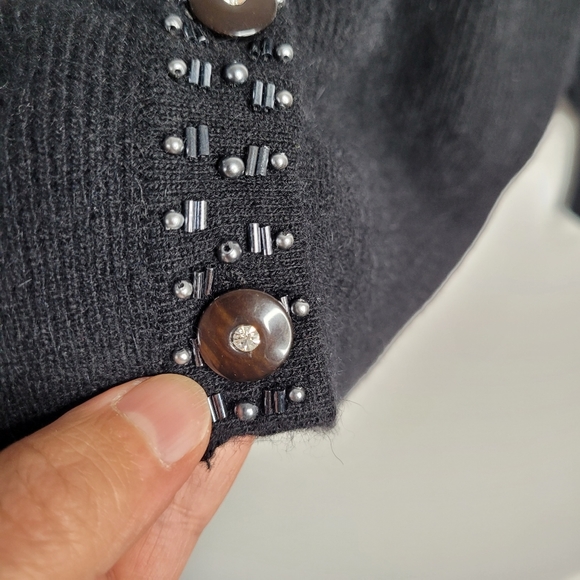 Vintage black knit cardigan with beading - Picture 11 of 13